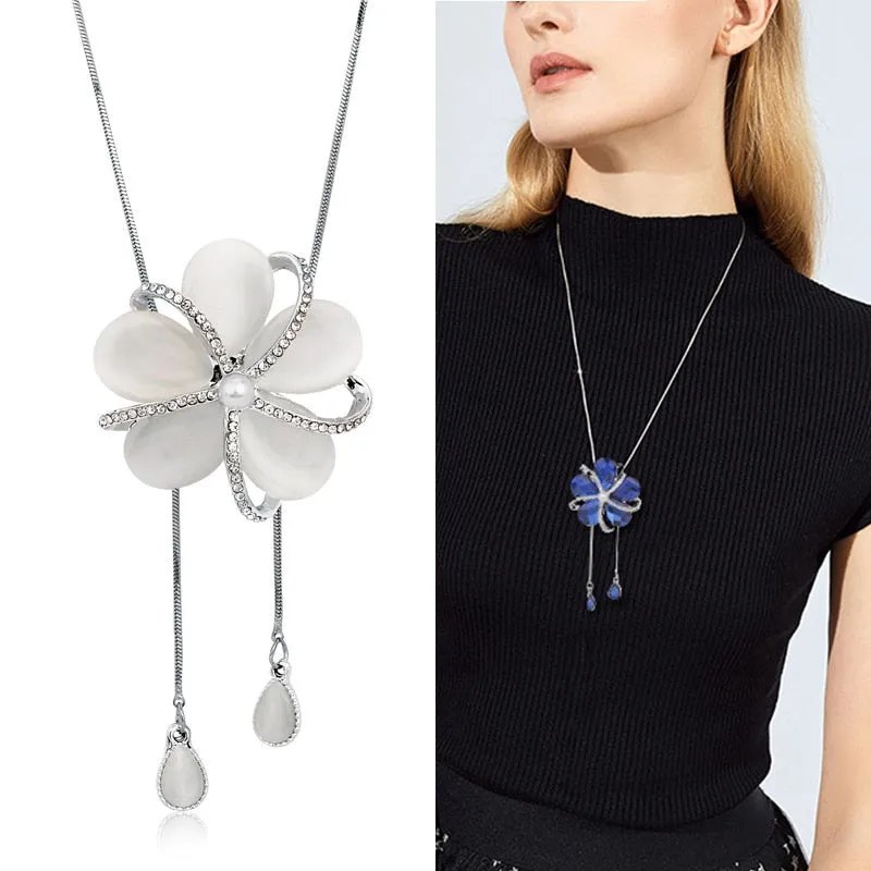 DEANWANGKT Sunflower Crystal Pendant Necklace Women Fashion Blue White Rhinestone Long Chain Necklaces & Pendants Jewelry