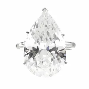 Engagement Ring - 18-Karat Pear Shaped Fifteen Carats Diamond Ring