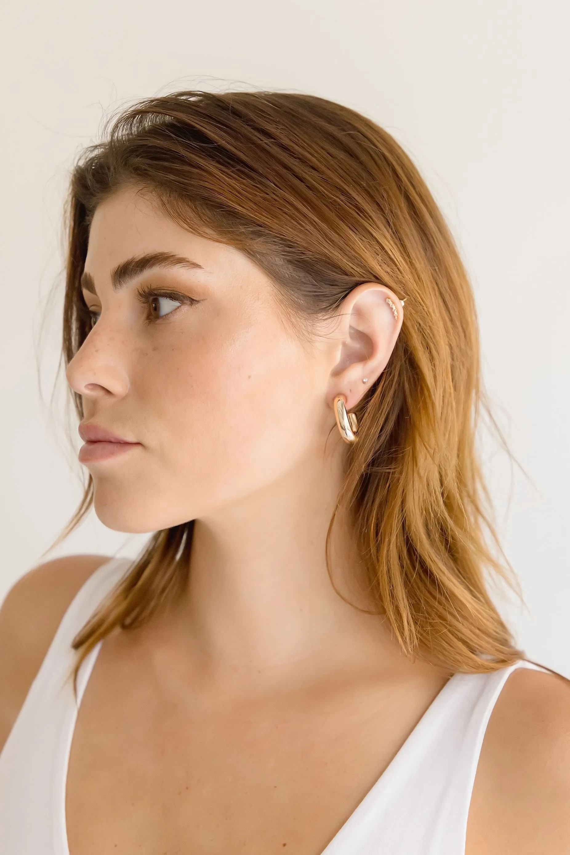 Kelly Rectangle Thick Hoop Earrings Gold