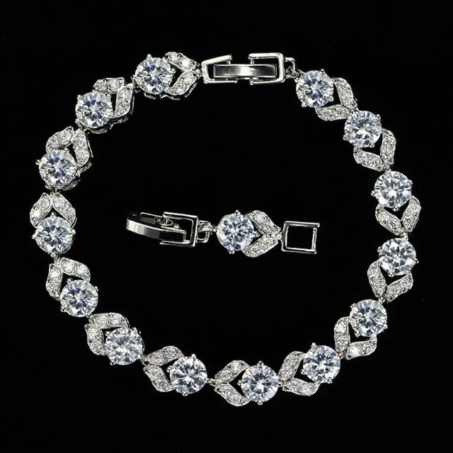 Pera Unique Design Olive Green Cubic Zirconia Stone Silver Color Jewelry Fashion Women Party Charm Link Bracelets for Gift B096