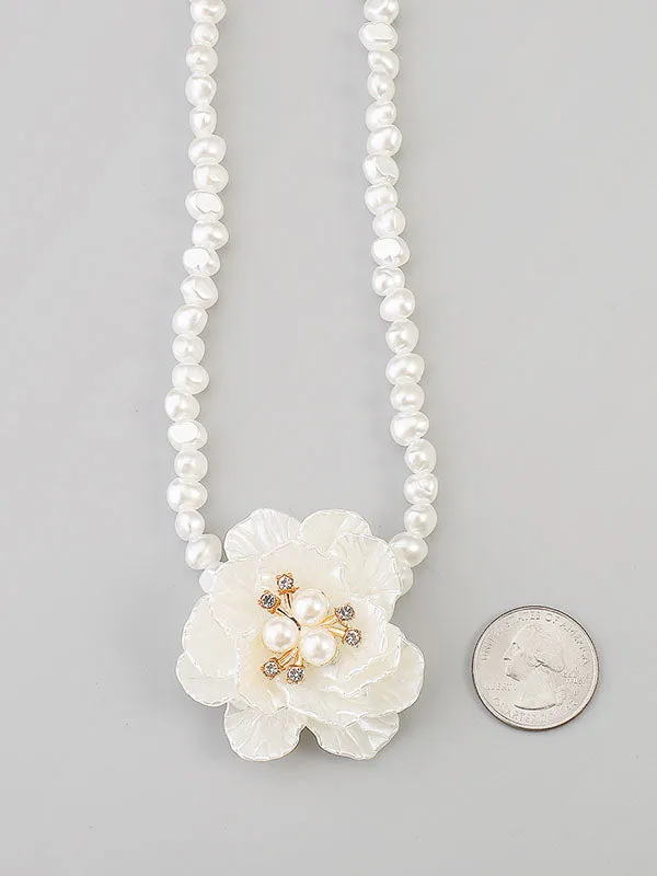 Three-Dimensional Flower Necklaces Accessories